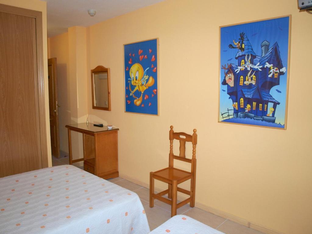 Hostal El Parque San Martín de la Vega Zewnętrze zdjęcie