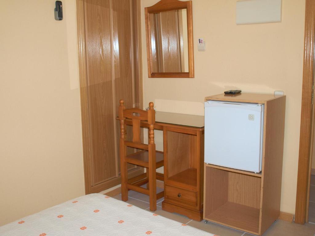 Hostal El Parque San Martín de la Vega Zewnętrze zdjęcie